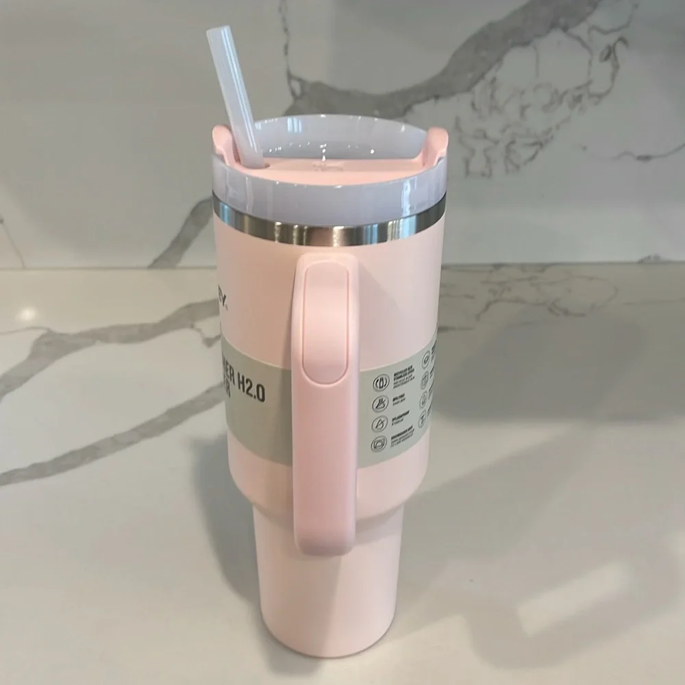 Stanley - BLOOM (light pink) - 40 oz. Flowstate Quencher H2.0 Tumbler - NWT!